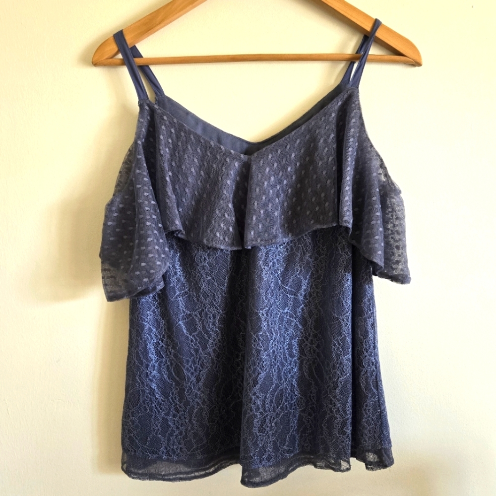 White House Black Market NWT XXS Cold Shoulder China Blue Lace Top